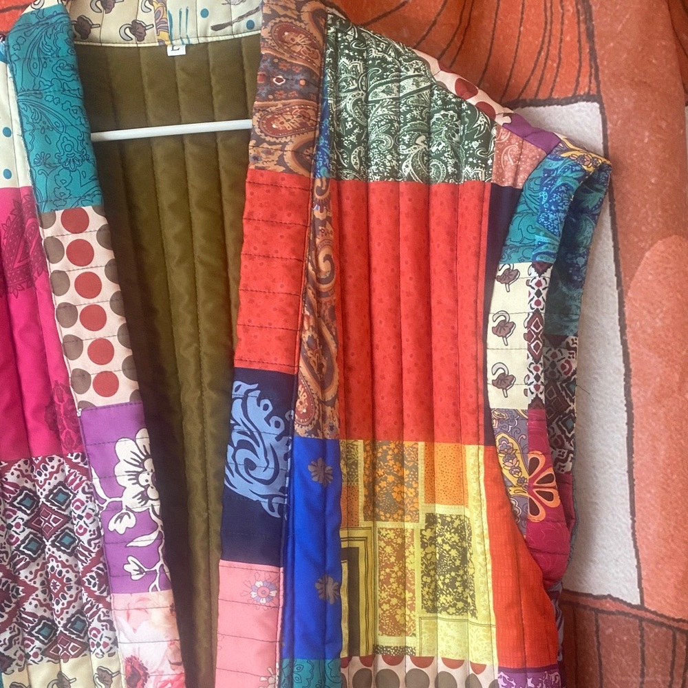 Patchwork Quilted Vest - image 2